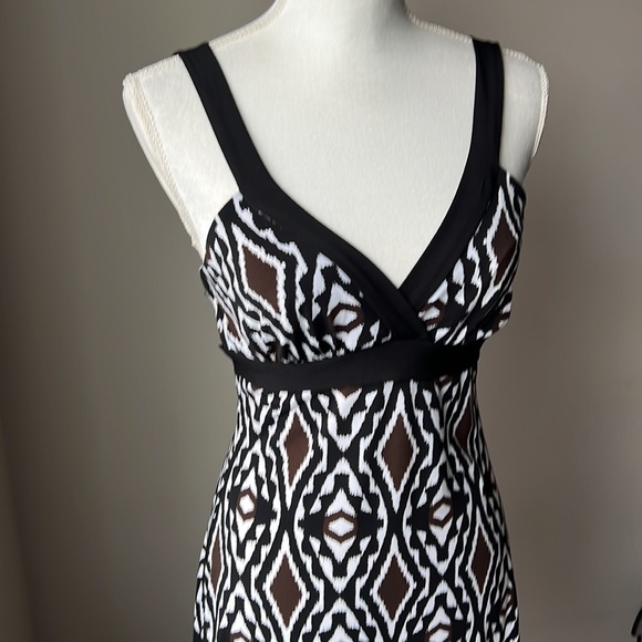 Jessica Dress - Picture 4 of 11